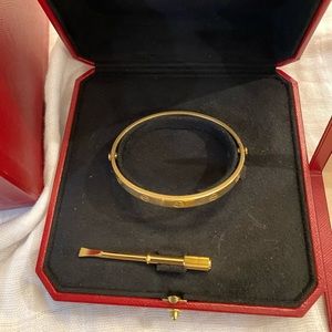 Cartier LOVE Bracelet size 17